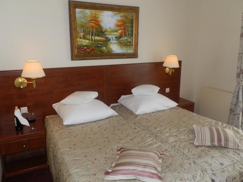 Willa Alexander Resort & Spa - Caloroczny Kryty Basen Mielno  Habitación foto