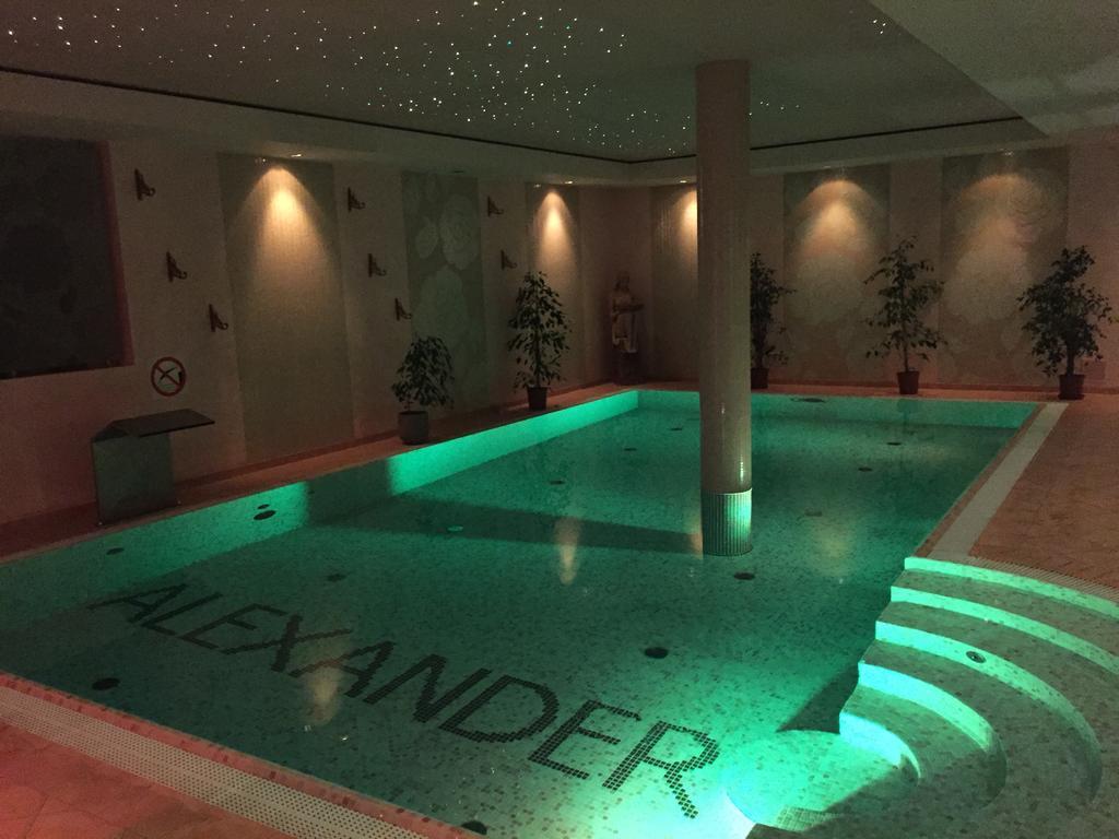 Willa Alexander Resort & Spa - Caloroczny Kryty Basen Mielno  Exterior foto