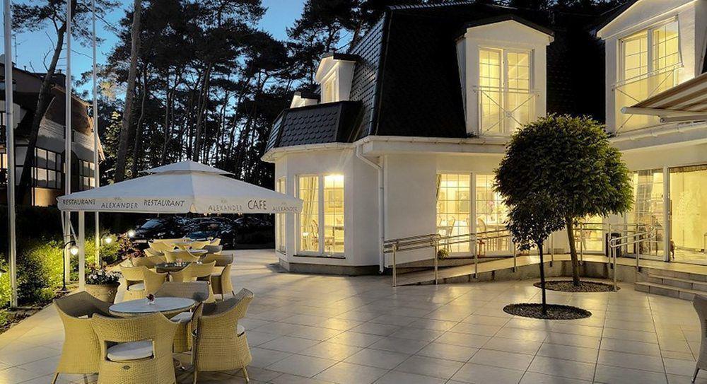 Willa Alexander Resort & Spa - Caloroczny Kryty Basen Mielno  Exterior foto